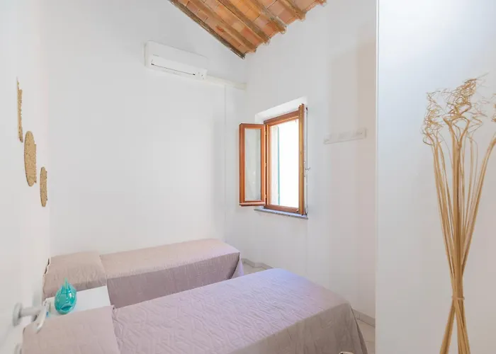 La Casina Di Mirella By Elbasummer Apartment *