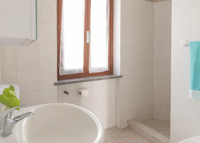 Apartamento La Casina Di Mirella By Elbasummer Marina di Campo